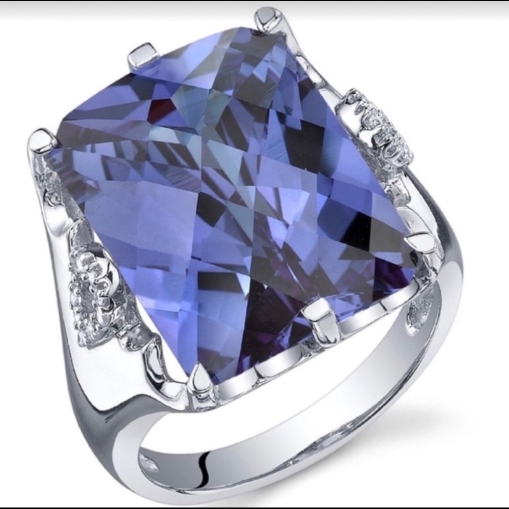.925 Sterling Silver 10 Carat Tanzanite Ring